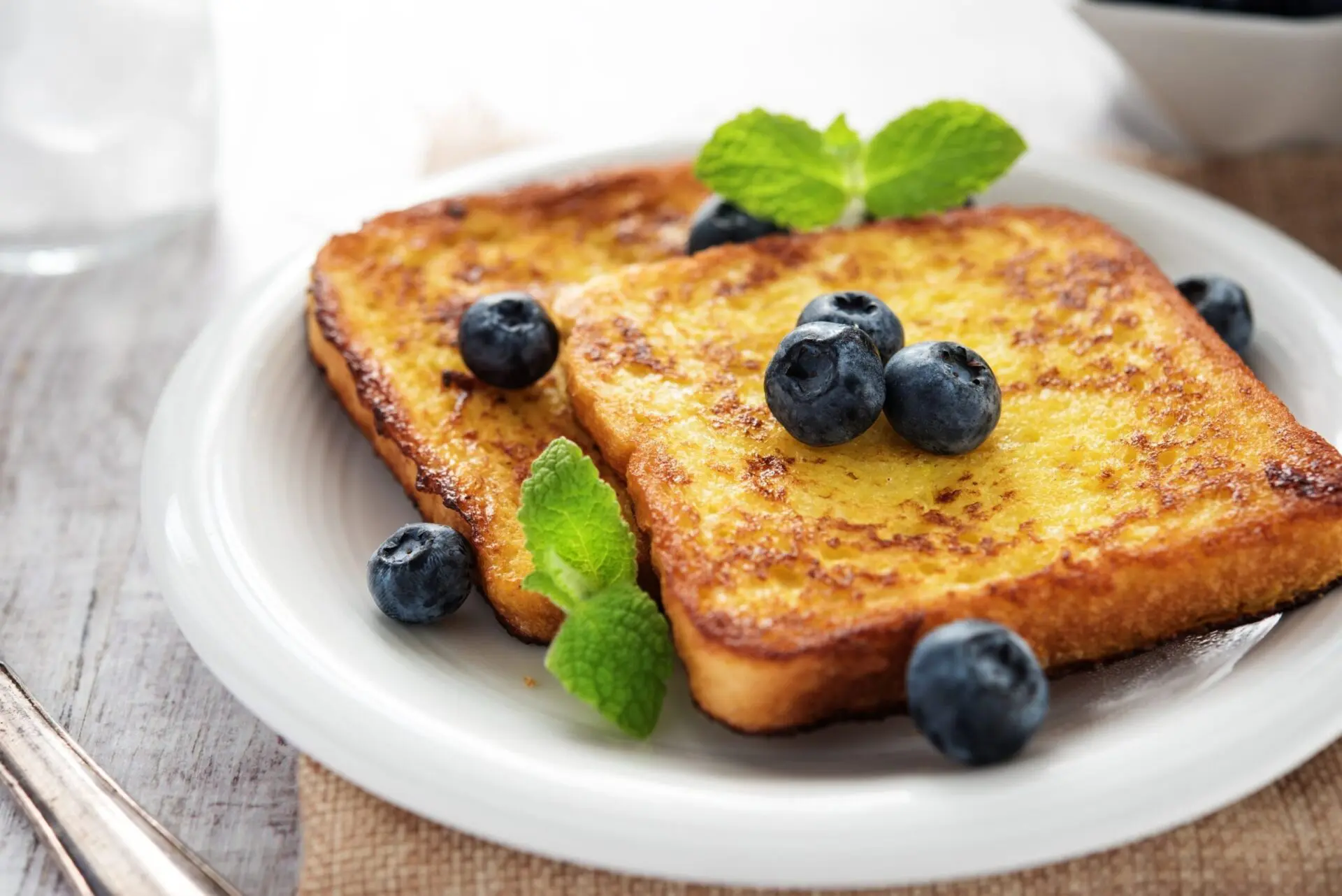 French Toast with Blueberries - MealMaps