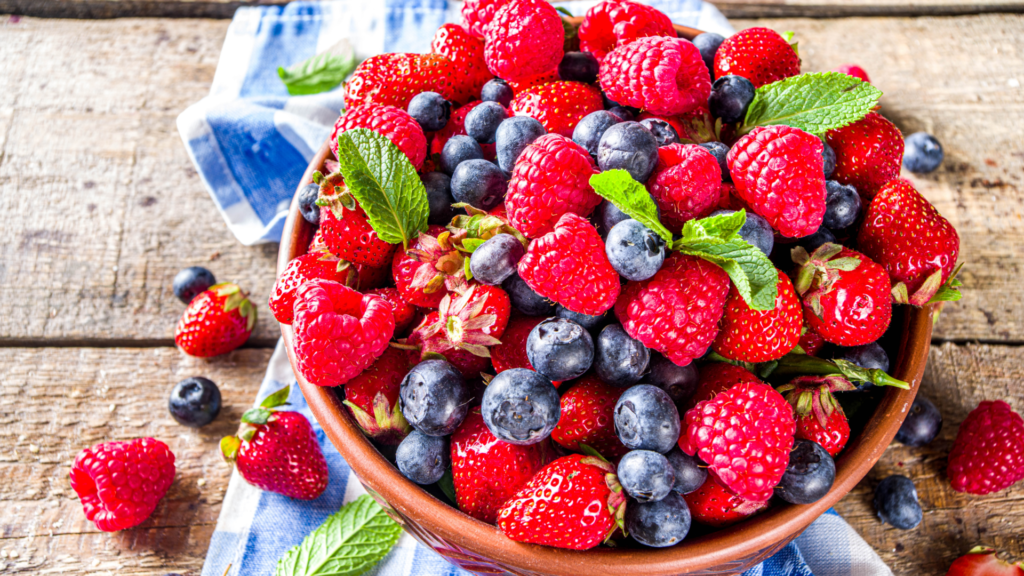 Minted Mixed Berries Salad - MealMaps