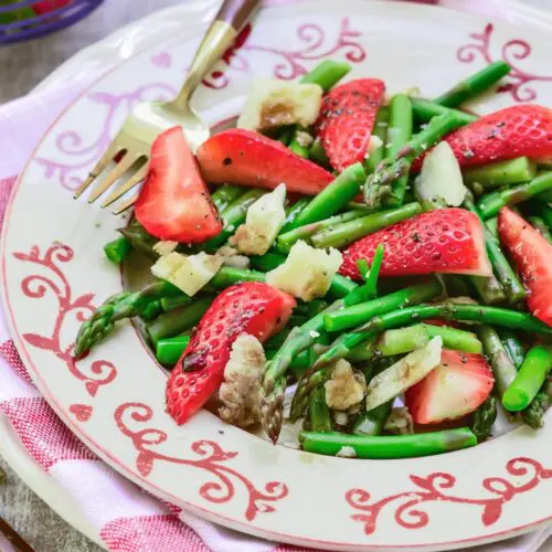 Strawberry and Asparagus Salad - MealMaps