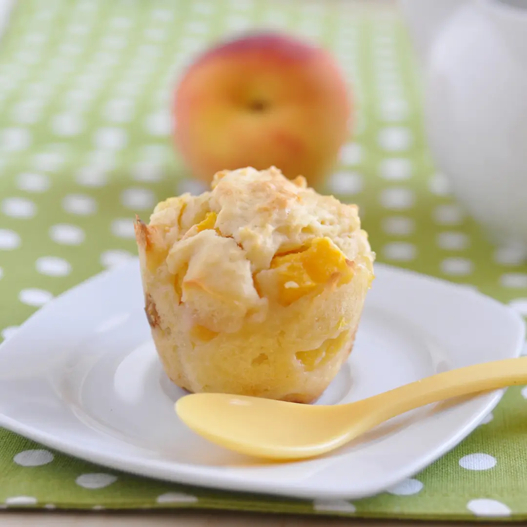 Vanilla Peach Muffins - MealMaps